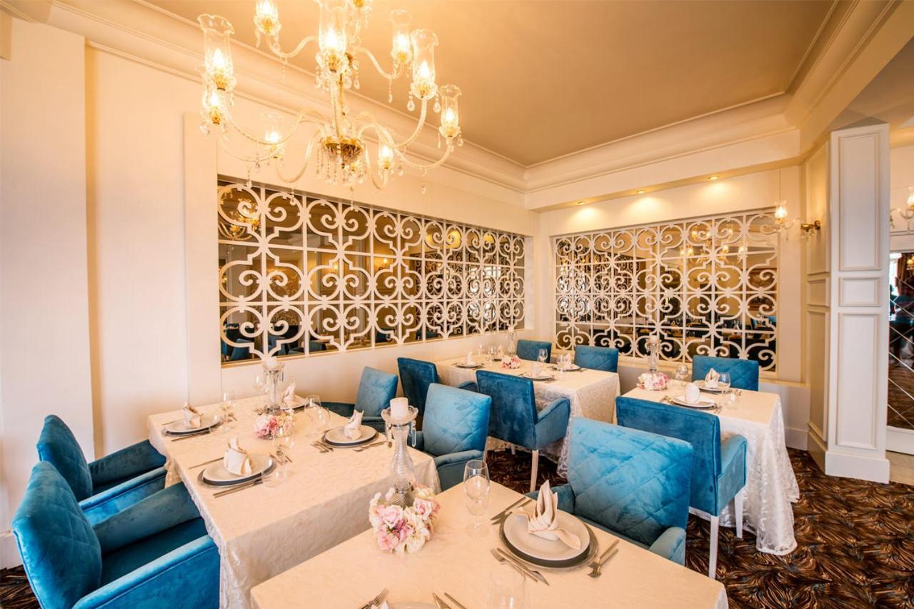 Vuni Palace Premium Hotel & Spa & Casino Beachfront Location ! Kyrenia  Ngoại thất bức ảnh