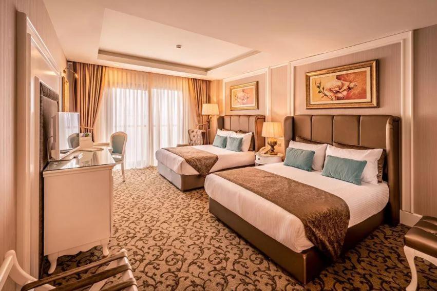 Vuni Palace Premium Hotel & Spa & Casino Beachfront Location ! Kyrenia  Ngoại thất bức ảnh