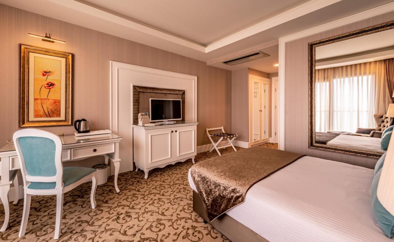 Vuni Palace Premium Hotel & Spa & Casino Beachfront Location ! Kyrenia  Ngoại thất bức ảnh