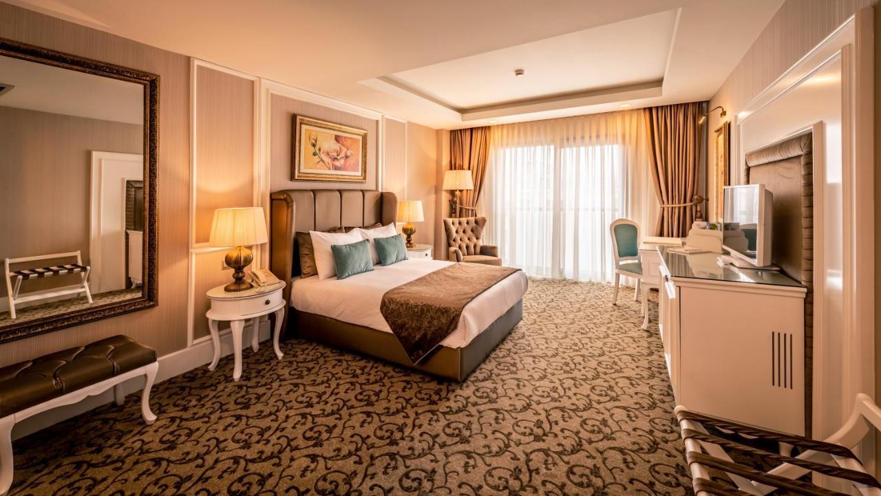 Vuni Palace Premium Hotel & Spa & Casino Beachfront Location ! Kyrenia  Ngoại thất bức ảnh